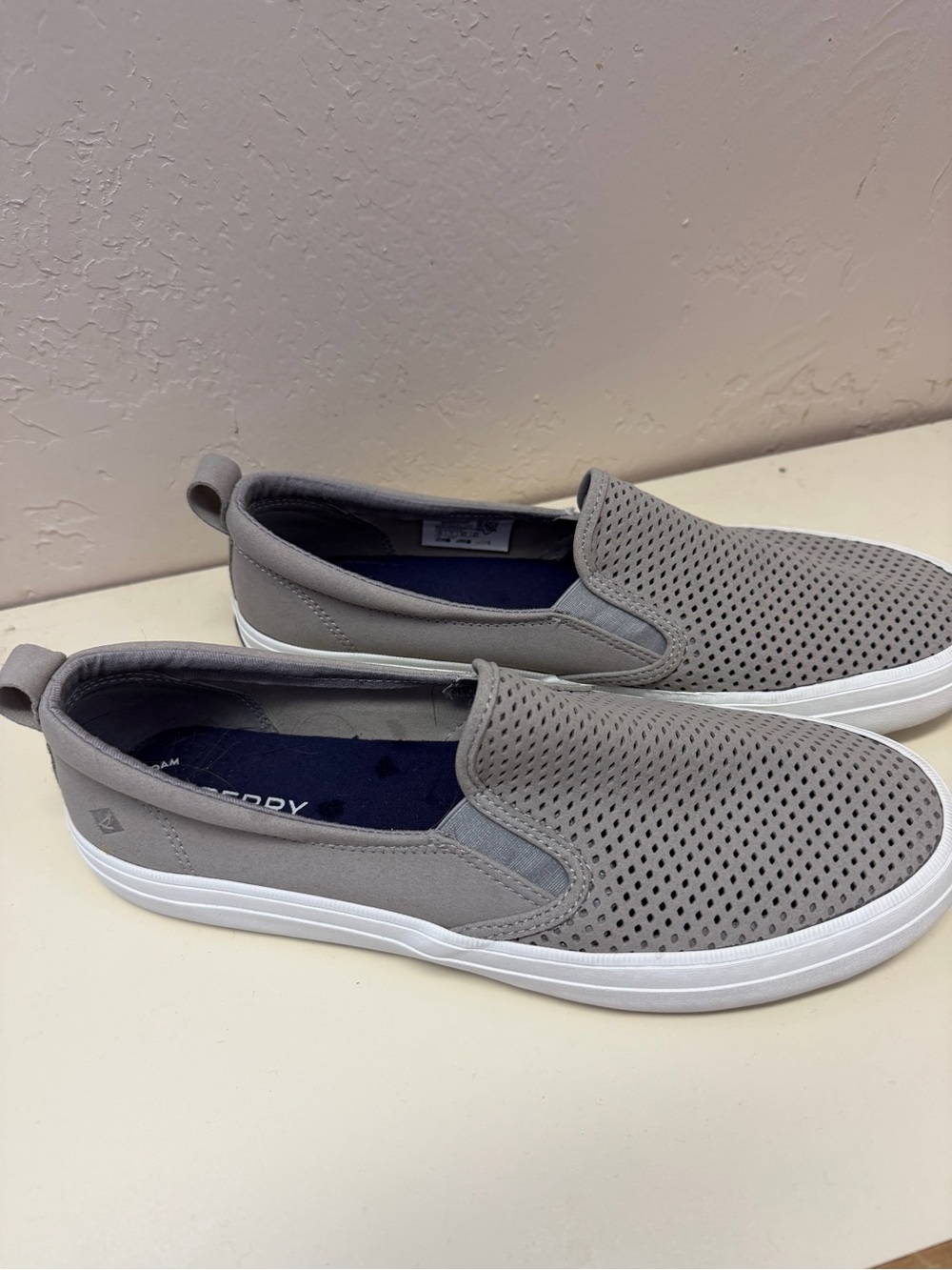Sperry Gray Perforated Slip-On Sneakers Memory Foam Women’s 9.5